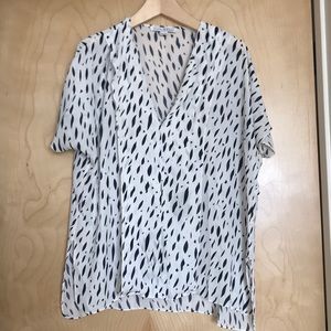 Loyal Hana Maternity/Nursing Blouse